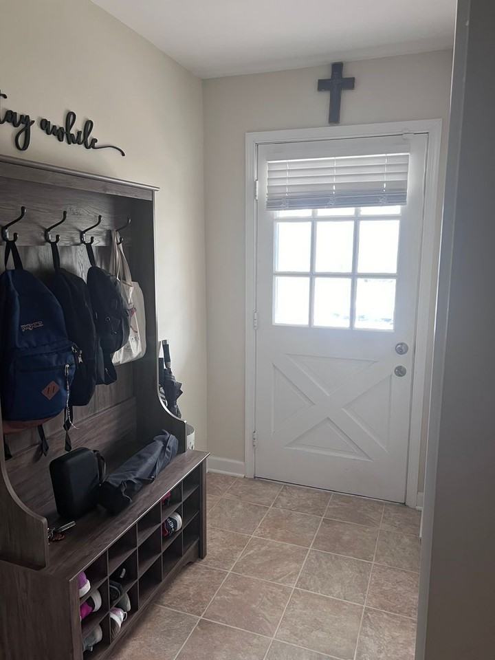 4722 Vicky Rd - Photo 2 of 29