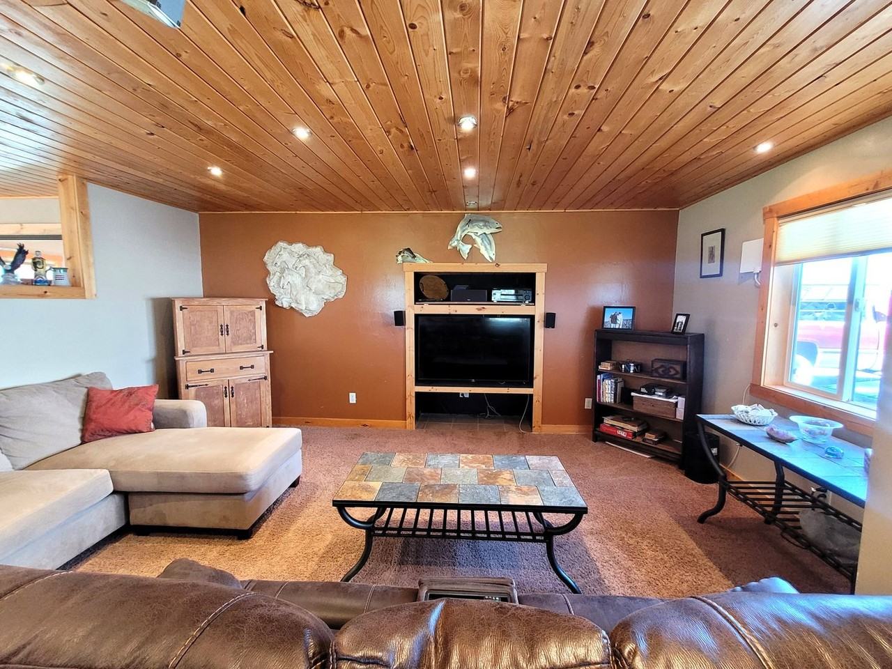 63463 Gentry Loop - Photo 2 of 22