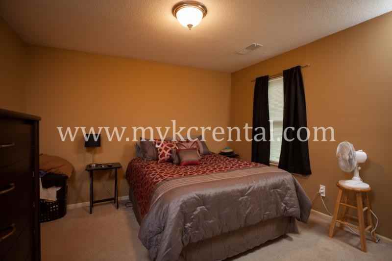 4228 Mission Rd - Photo 5 of 9