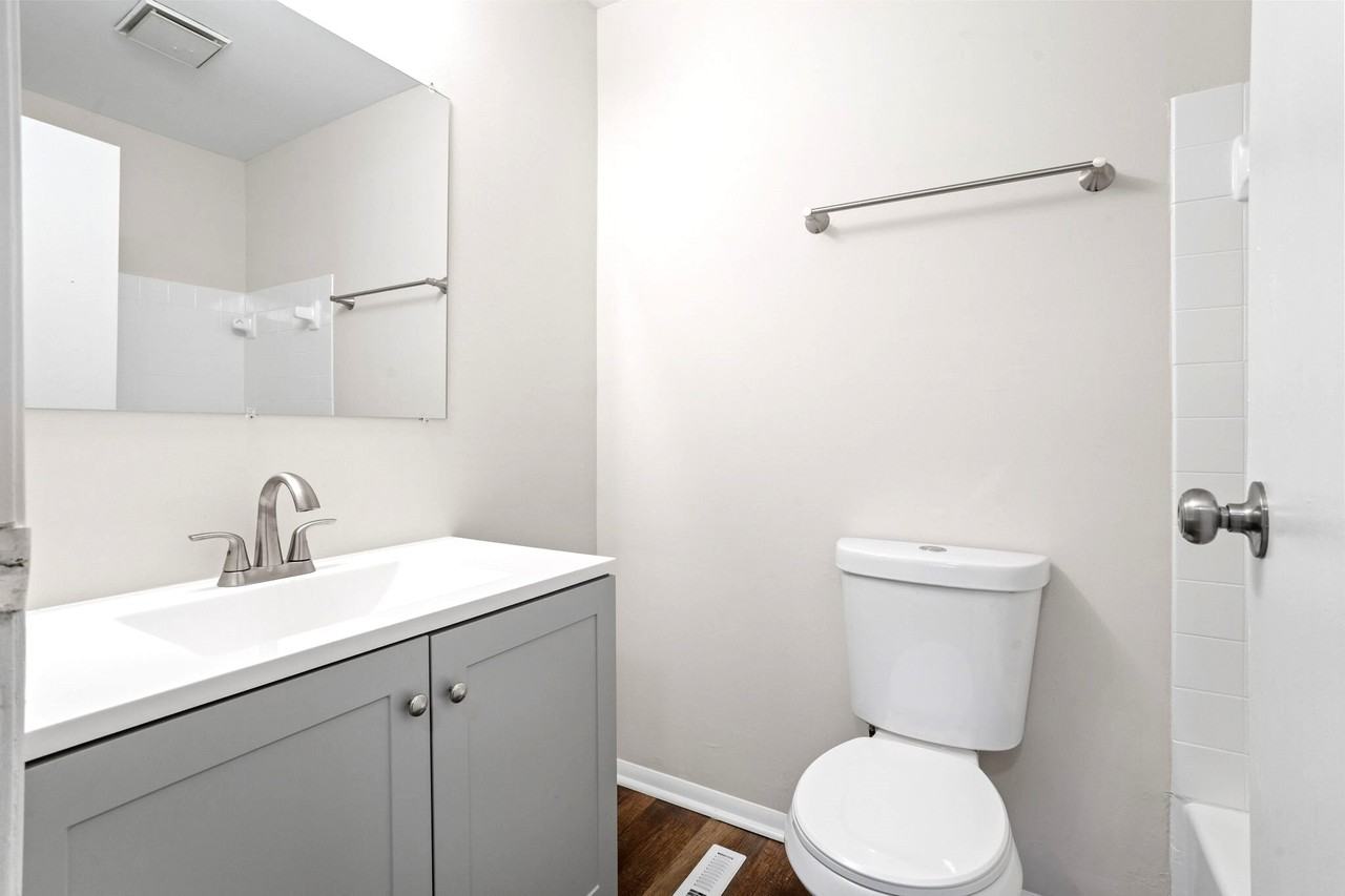 1406 Timber Creek Rd #1 - Photo 2 of 22