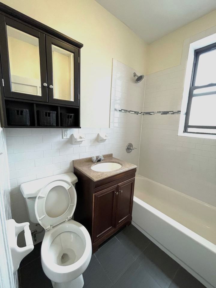 23 Trefoil Manor - Photo 3 of 8