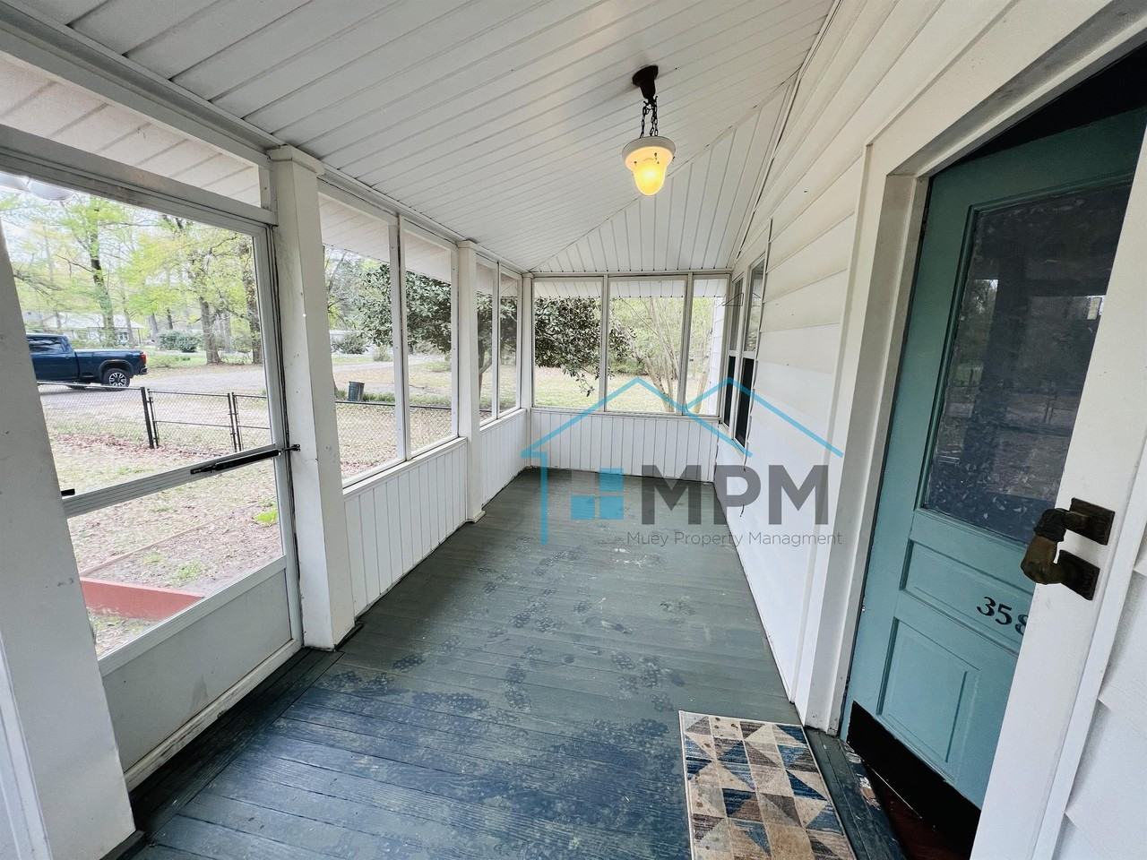 3584 Louise Anne St - Photo 3 of 19