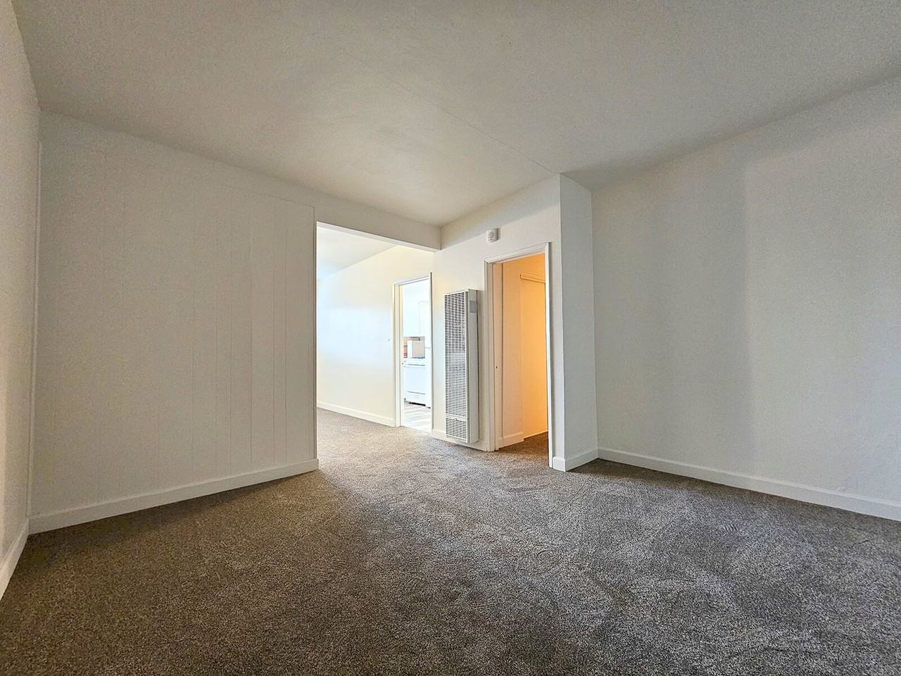 Oceanridge Apartments - Photo 3 of 21