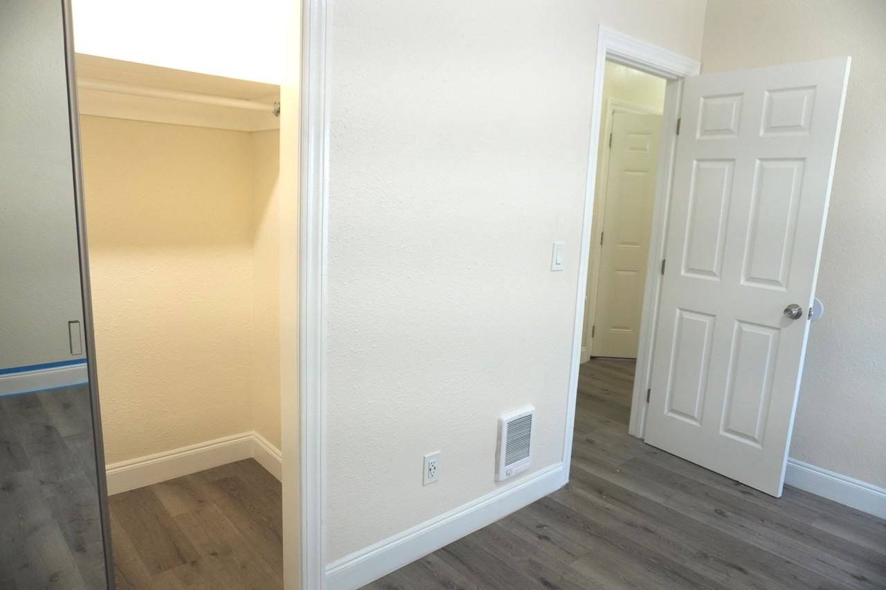 Los Robles Apartments - Photo 4 of 7