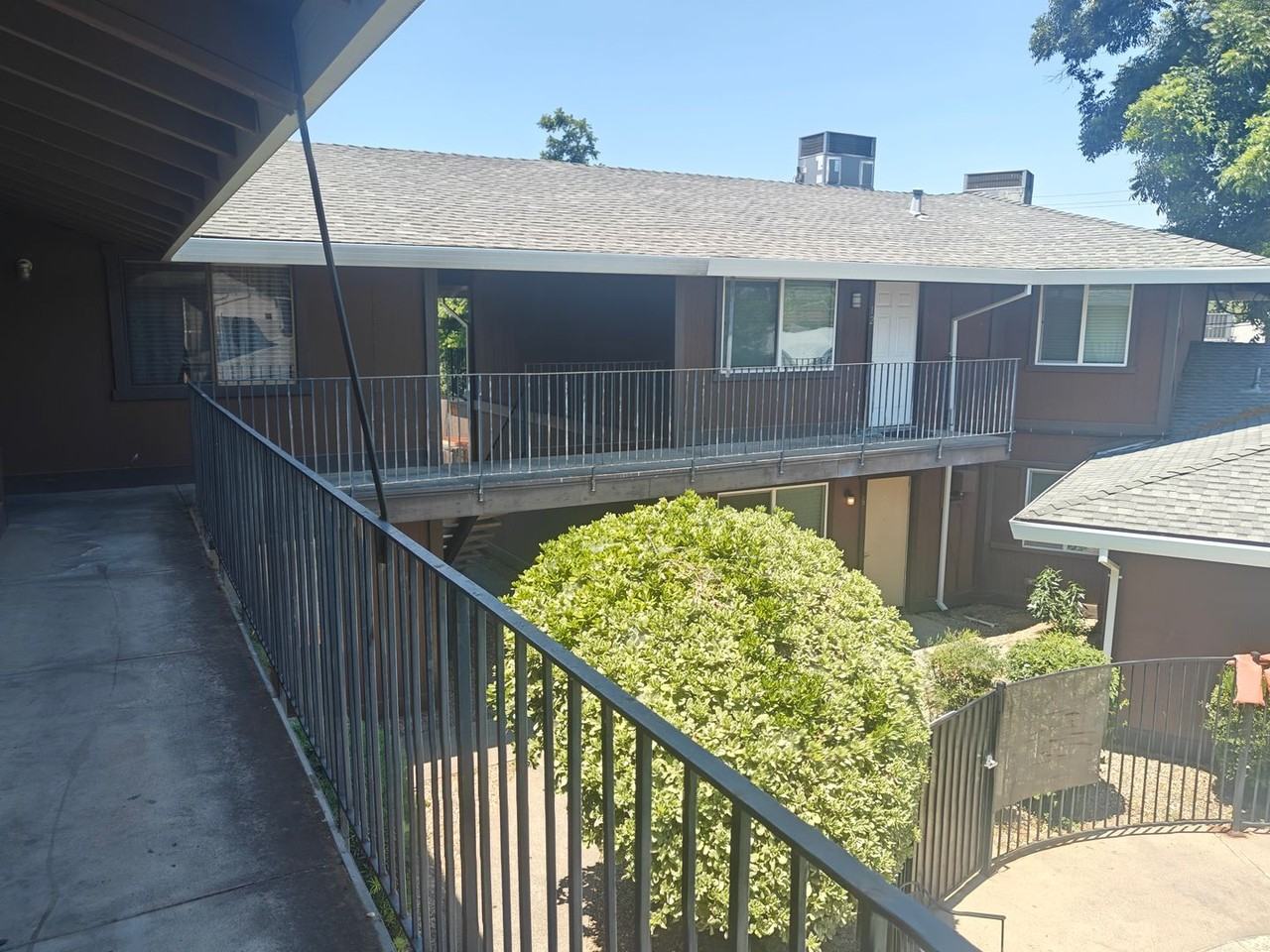 Hidden Oak Apartments - Photo 3 of 15