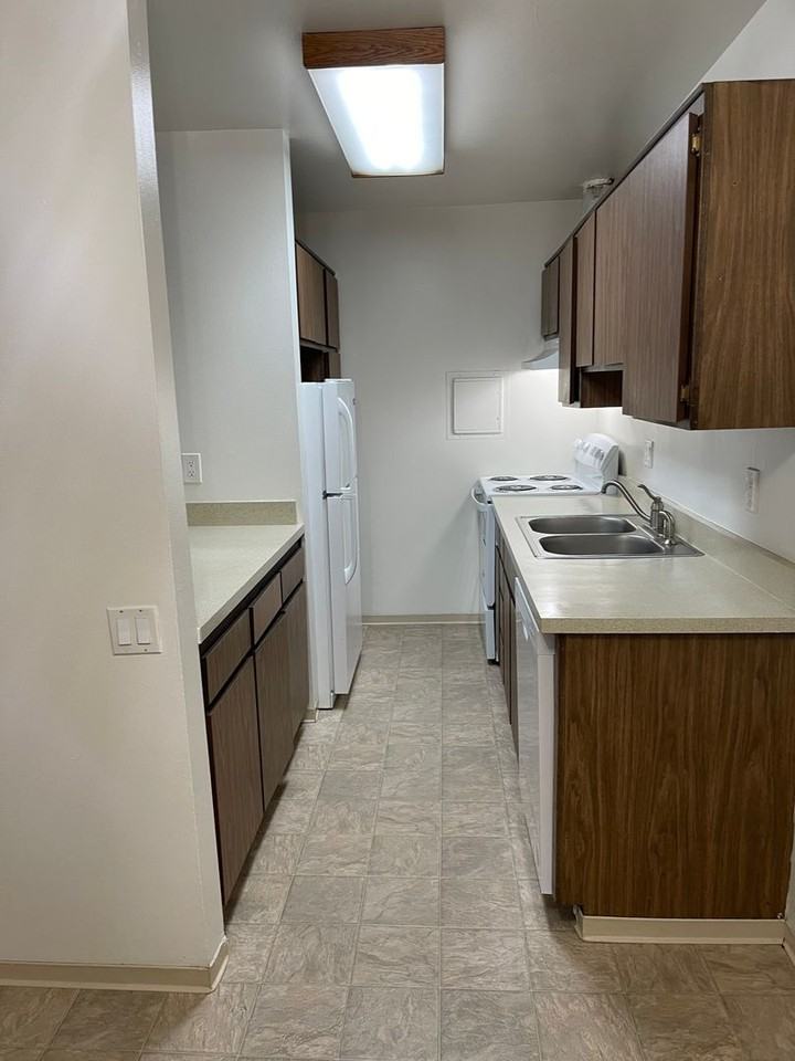 4171 California Ave #36 - Photo 5 of 13