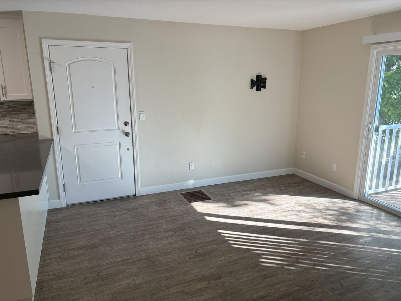 755 14th Ave #214 - Photo 4 of 36