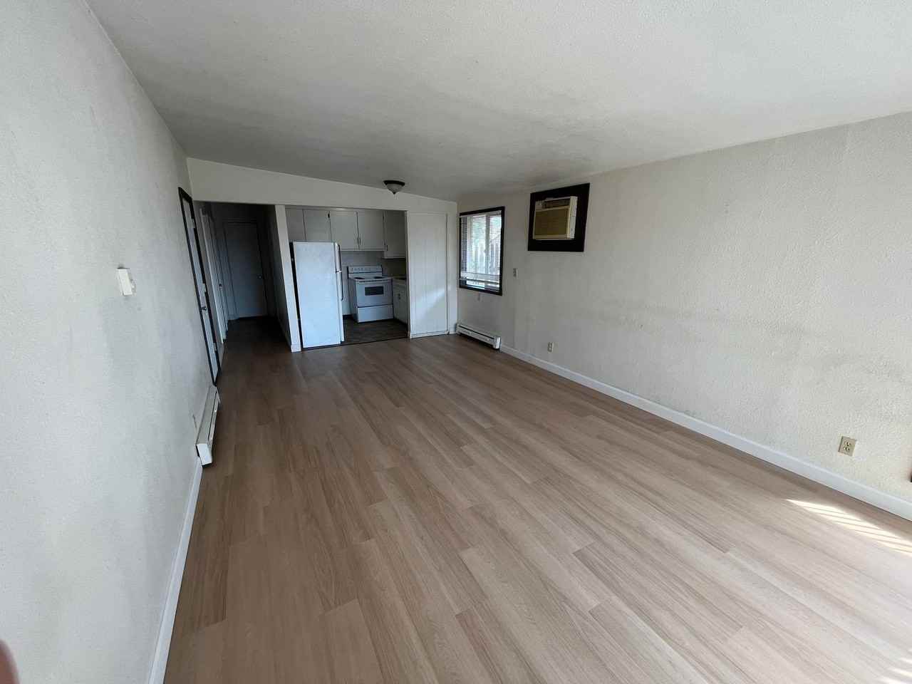 1635 W Pheasant St - Photo 6 of 13