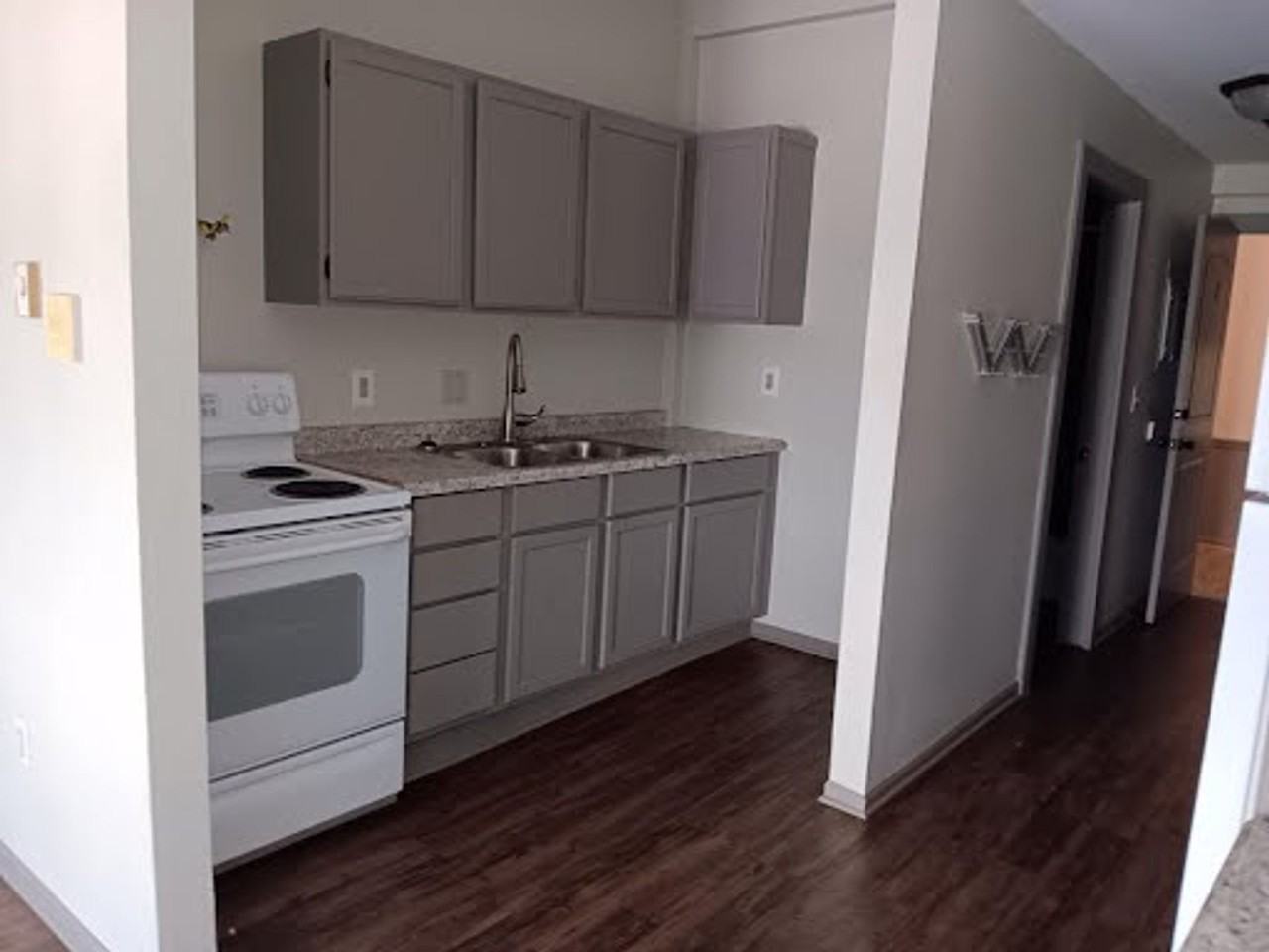 342-344 W. Main St - Photo 4 of 7