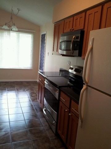 39932 N Golf Ln - Photo 3 of 11