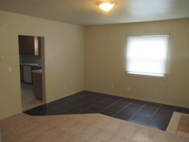 3928 S Tyler St - Photo 5 of 21