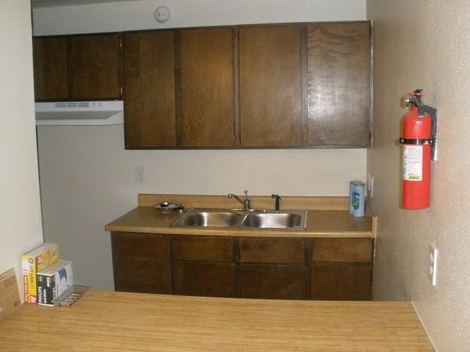 960 W 300 S - Photo 3 of 6