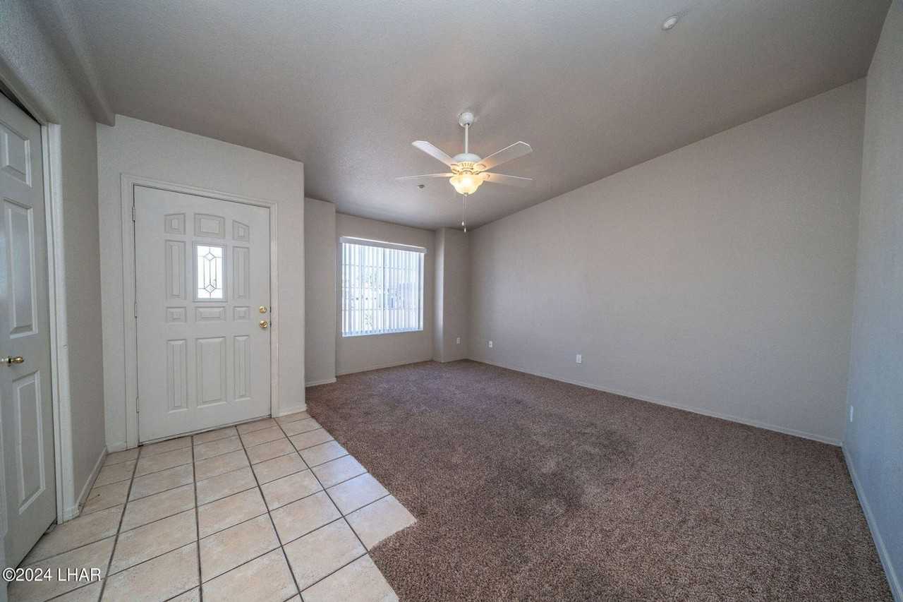 T3570 - Photo 3 of 12