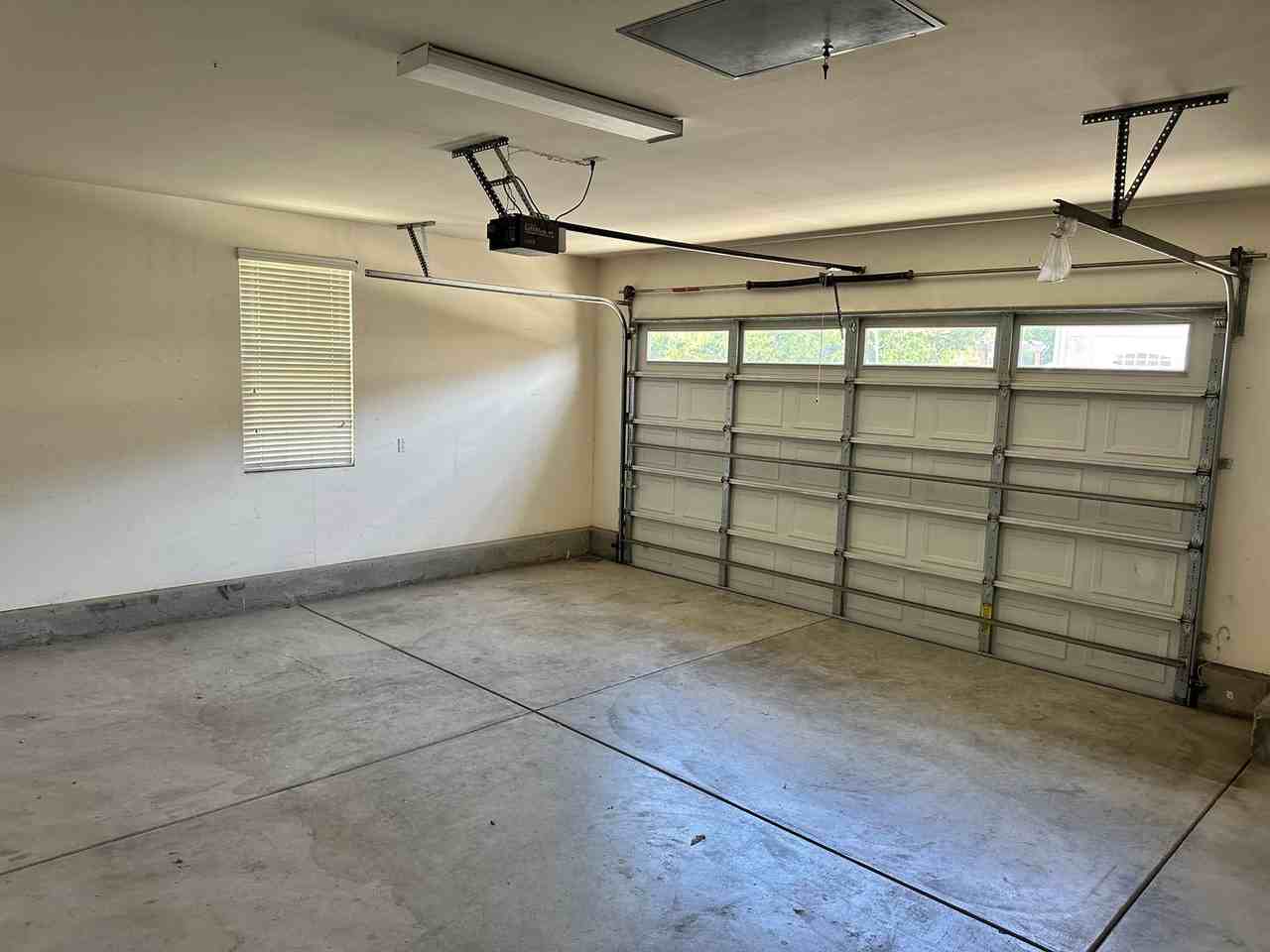 414 W Moraga St - Photo 3 of 24