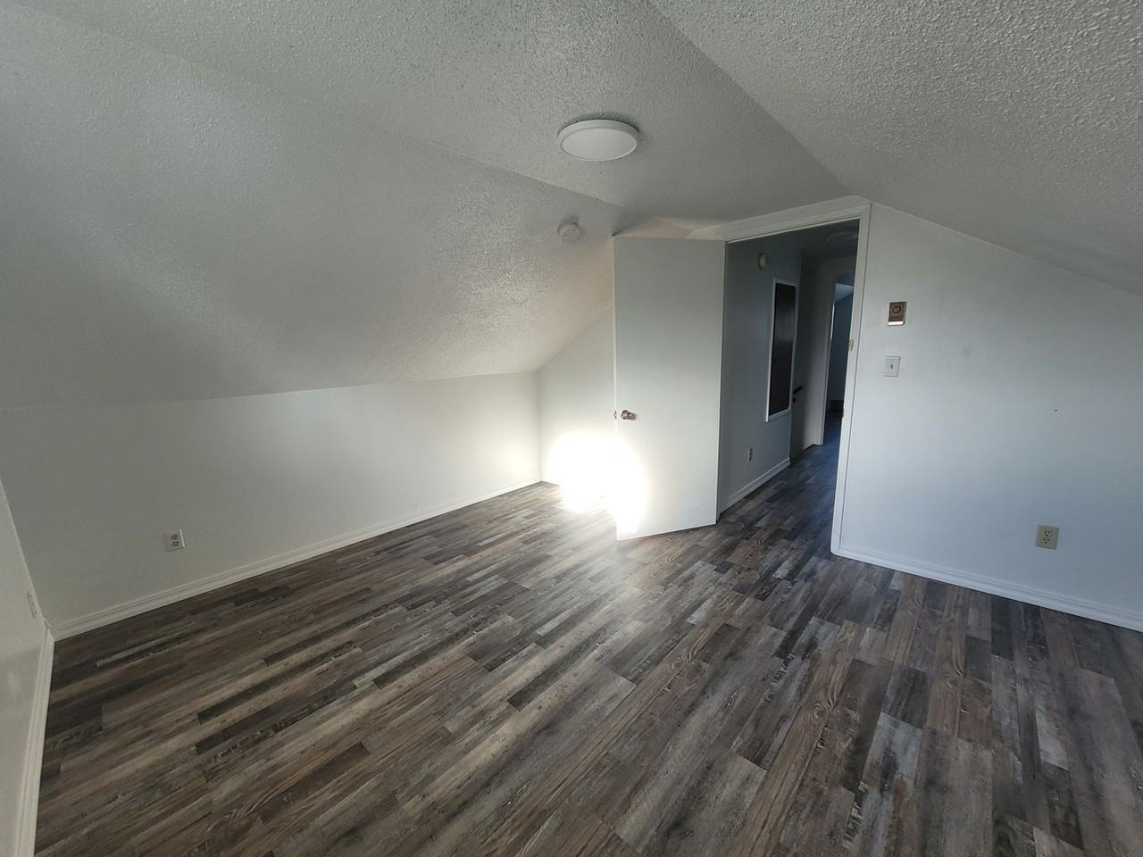 3215 Sherman Ave - Photo 6 of 16