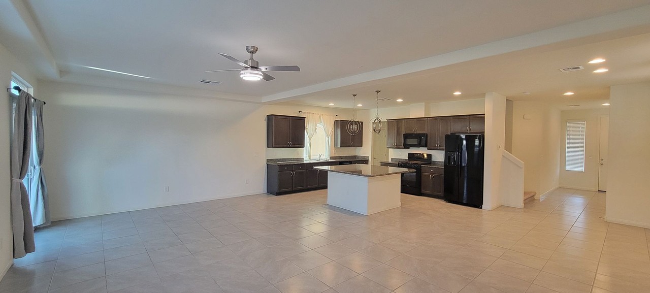 9891 Panther Hollow St - Photo 5 of 29