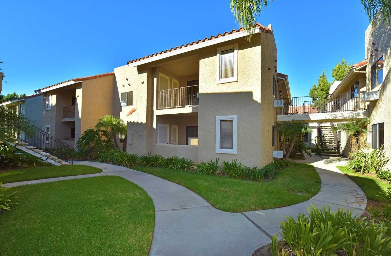 10178 Camino Ruiz #50 - Photo 2 of 9
