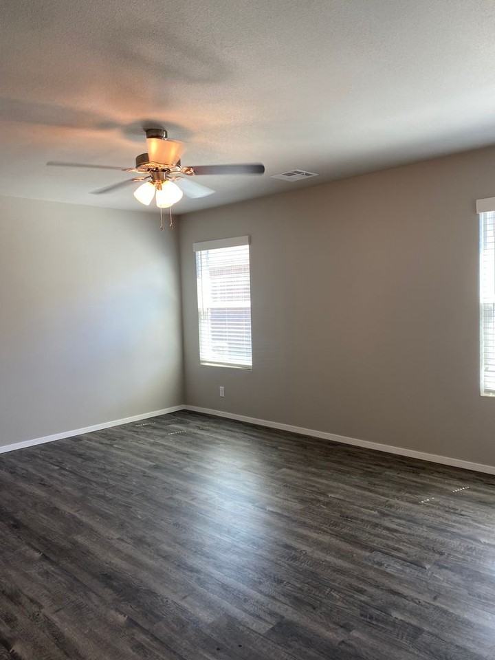 8318 E 162nd St S - Photo 7 of 17