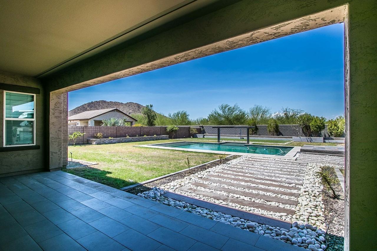 8010 W Chama Dr - Photo 2 of 50