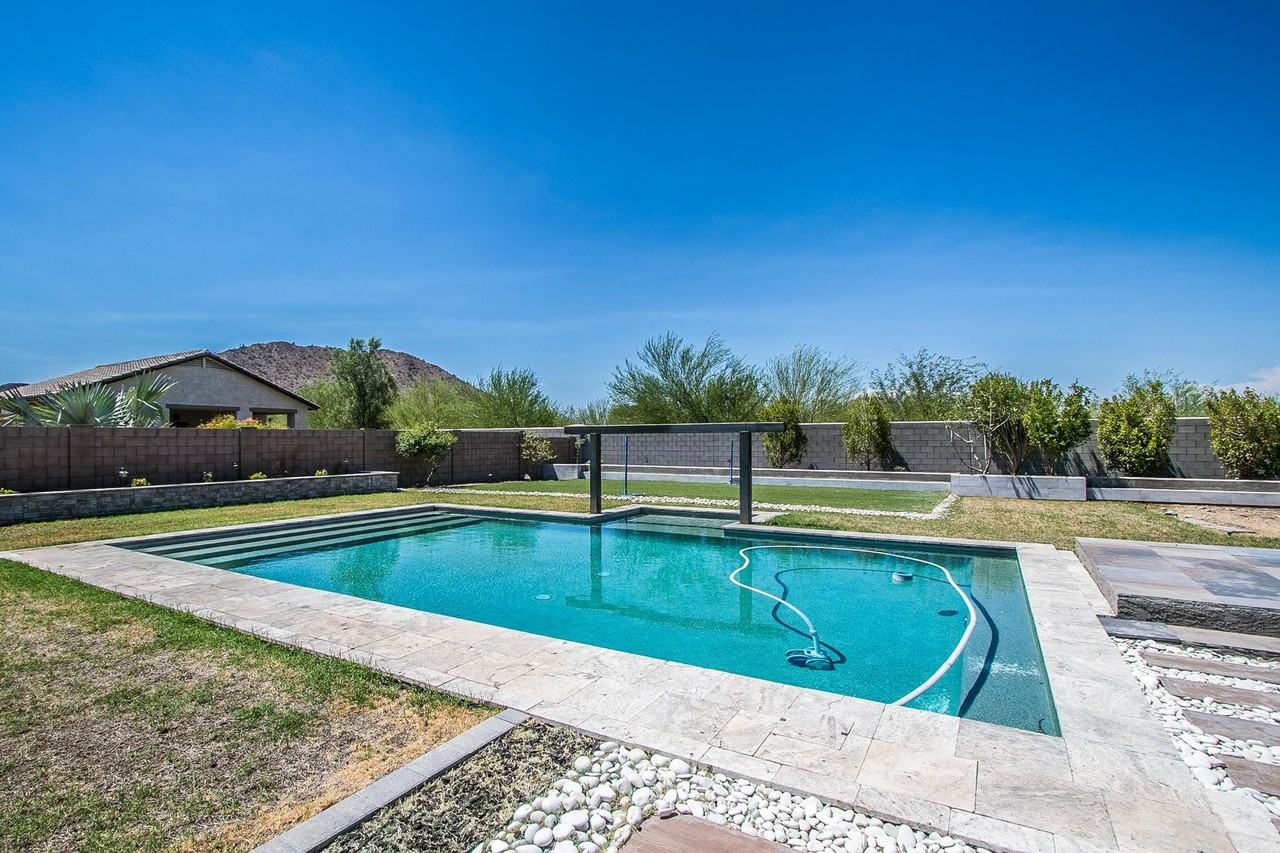 8010 W Chama Dr - Photo 6 of 50