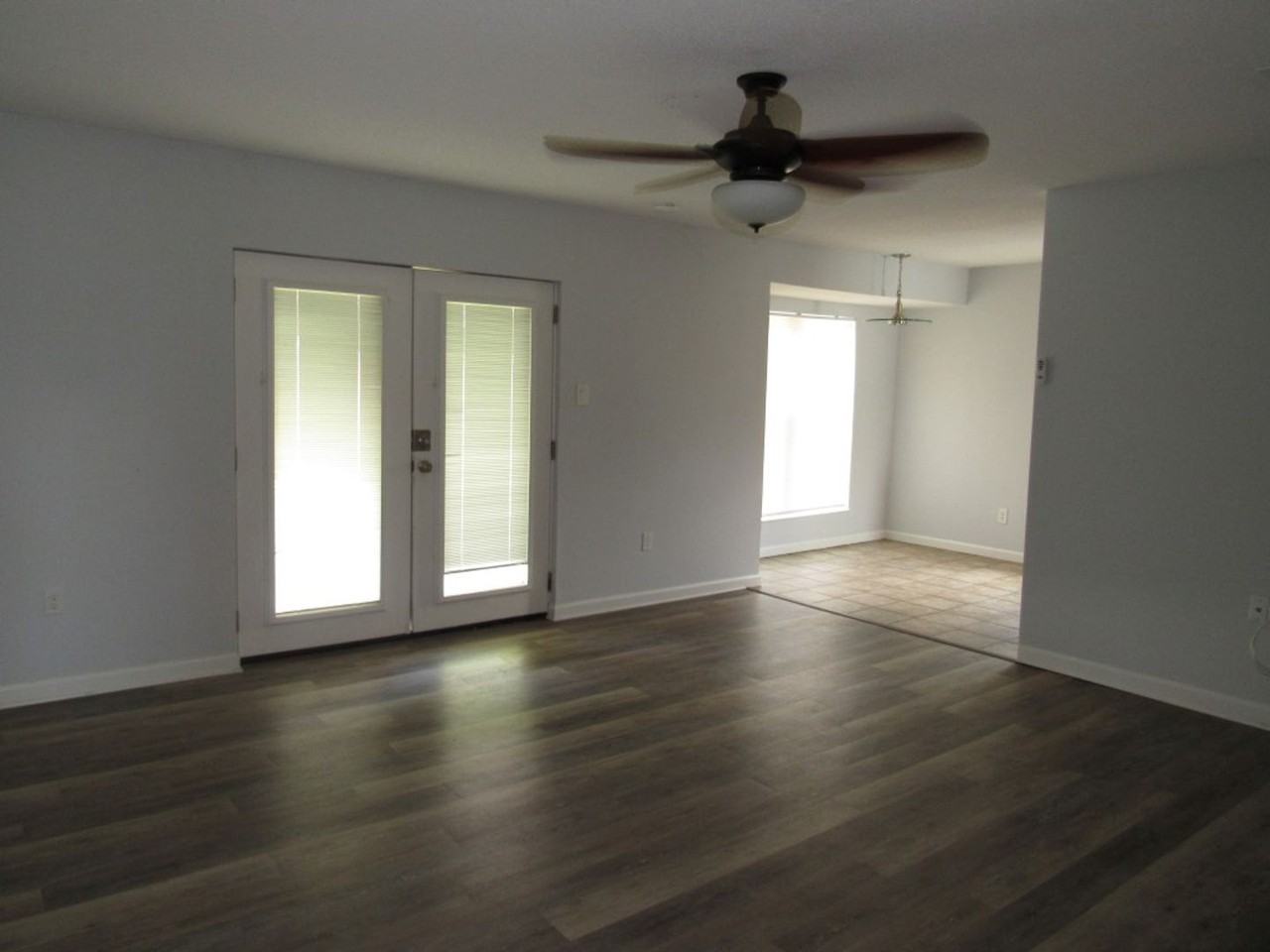 8001 Coronet Dr - Photo 2 of 12