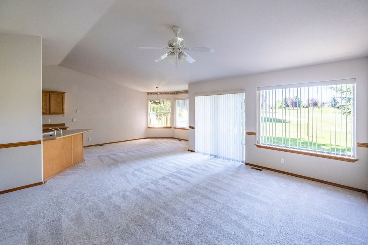 645 E Bogie Dr - Photo 4 of 22