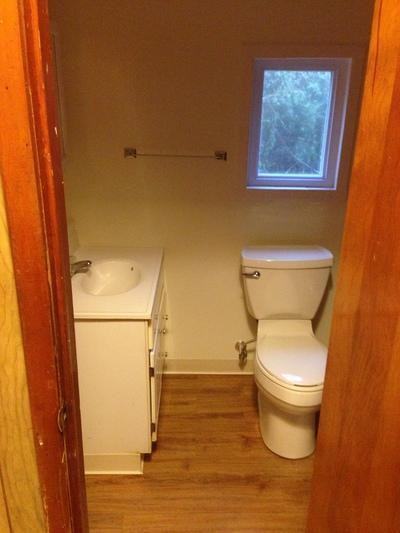 830 Main St - Photo 2 of 7