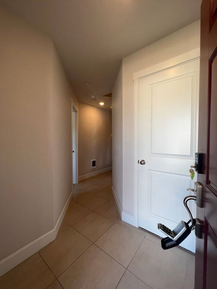 17022 Sw Lemongrass Ln - Photo 3 of 41