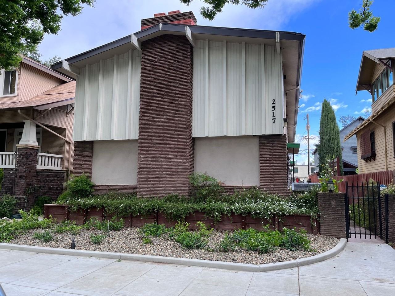 2517 U Street (CALL TIM FOR ALL MAINTENANCE) - Photo 2 of 11