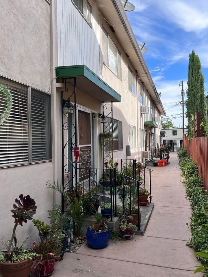 2517 U Street (CALL TIM FOR ALL MAINTENANCE) - Photo 3 of 11