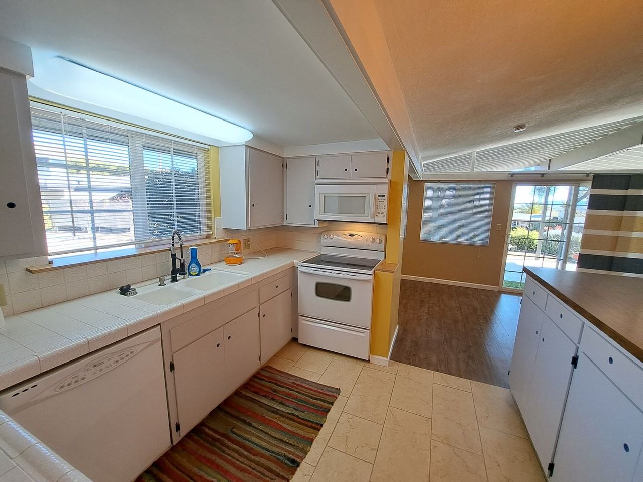 54842 El Prado Trl #C8 - Photo 3 of 14