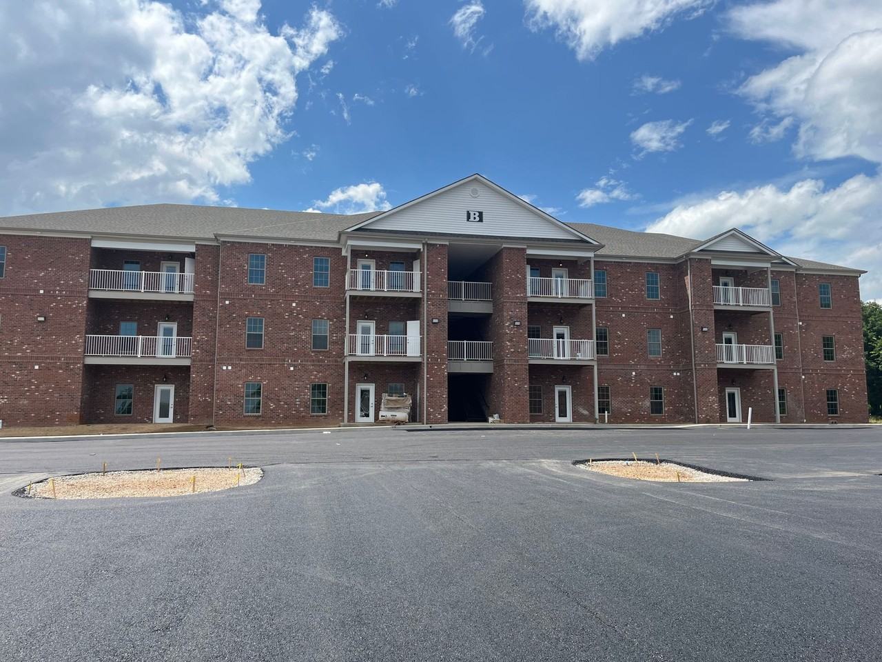 Walnut Creek Apartments 179 Walnut Creek Dr, Bowling Green, KY 42101