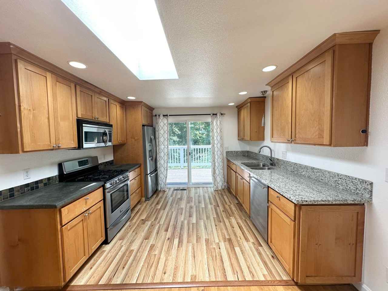 20290 Old River Dr - Photo 3 of 35