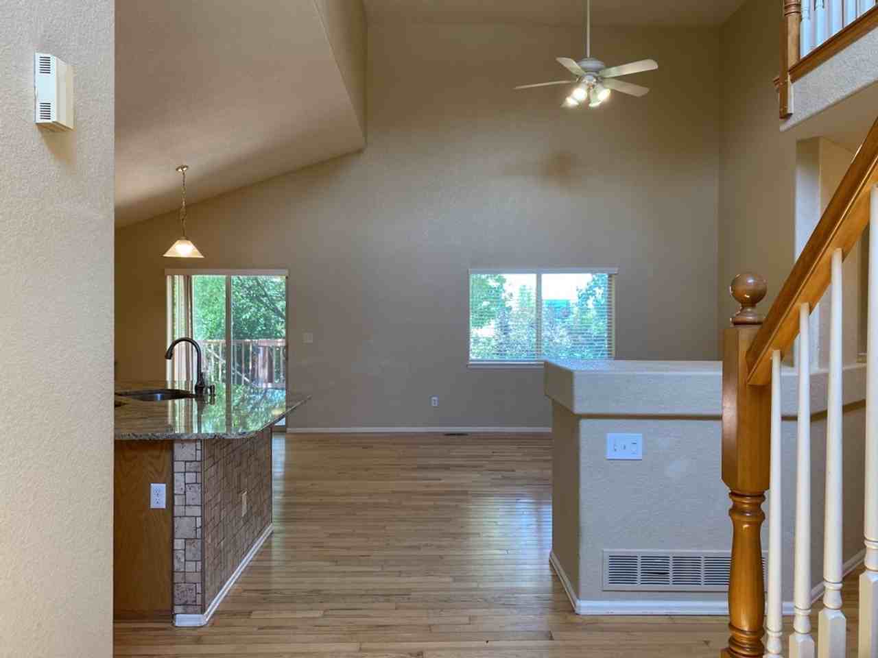 544 Jansen Dr - Photo 3 of 50