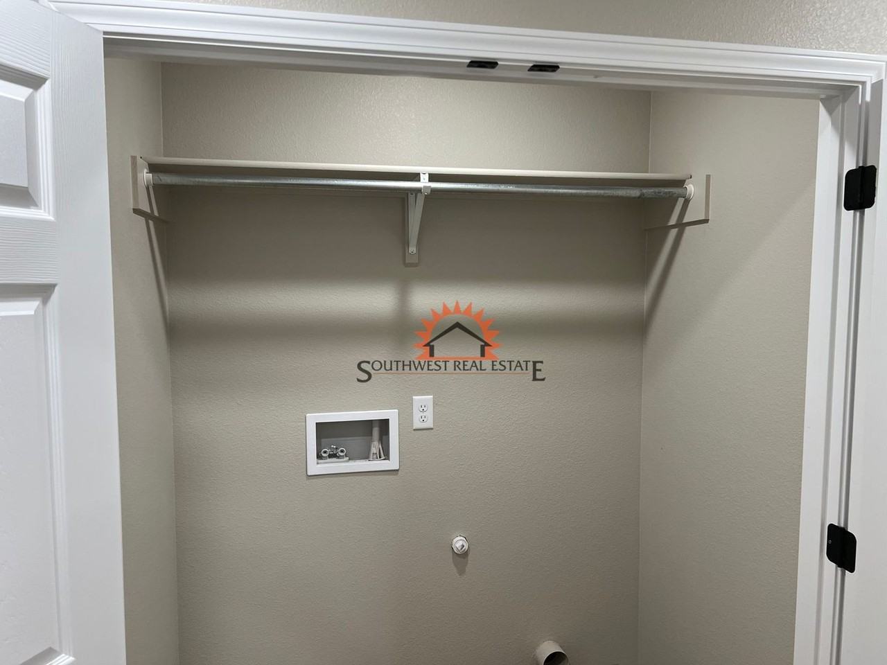 1320 Sonoma #A - Photo 6 of 14