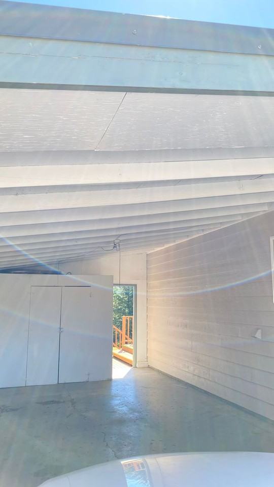 486 Ne Doug Fir St - Photo 3 of 17