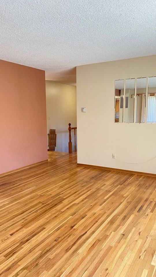 486 Ne Doug Fir St - Photo 5 of 17