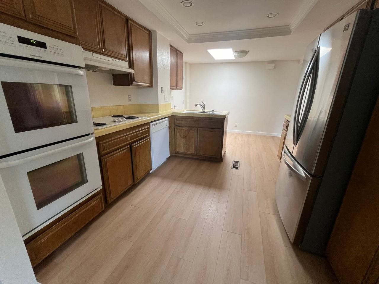 6664 Reservoir Ln - Photo 4 of 12