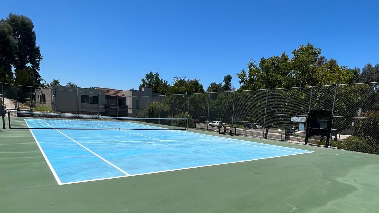 6664 Reservoir Ln - Photo 6 of 12