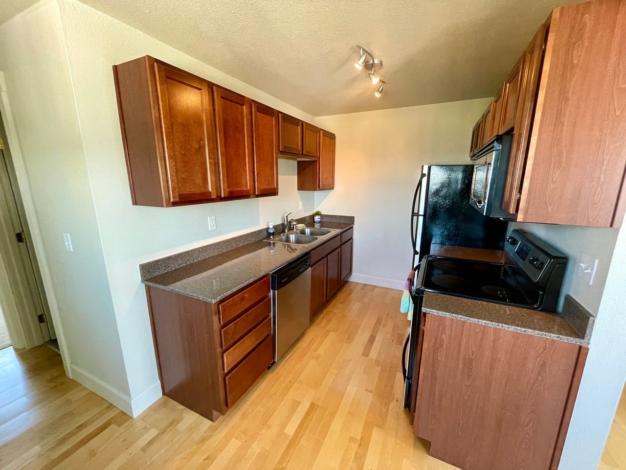 1111 N K St #204 - Photo 5 of 17
