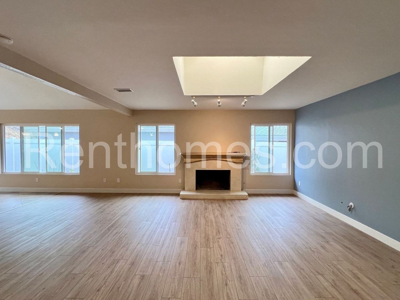 11012 Ironwood Rd - Photo 3 of 28