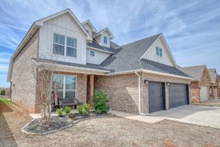 6232 Nw 177th St - Photo 1 of 1