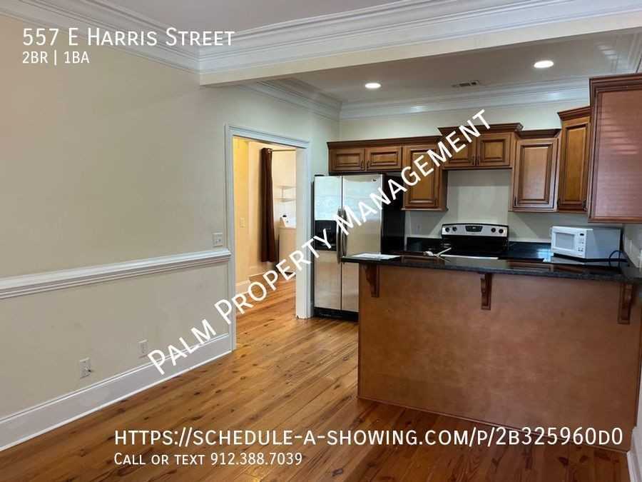 557 E Harris St - Photo 4 of 26