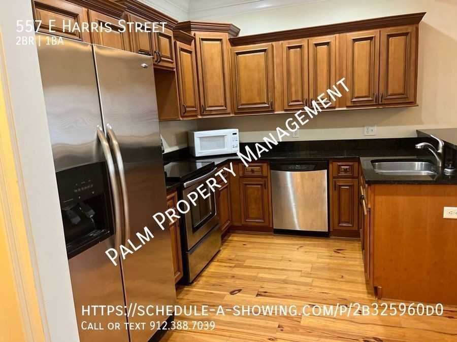 557 E Harris St - Photo 7 of 26