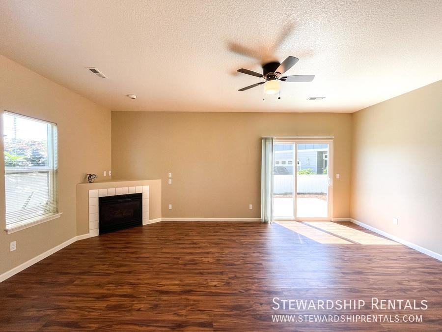 618 E Camden Ln - Photo 6 of 50