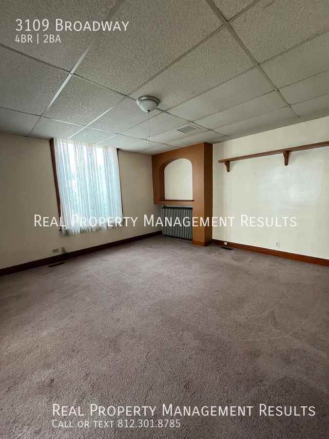 3109 Broadway Ave - Photo 3 of 27