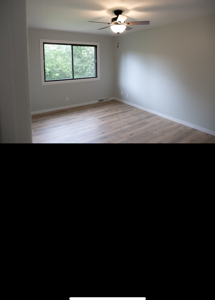 5835 Cambridge Cir #4 - Photo 5 of 20