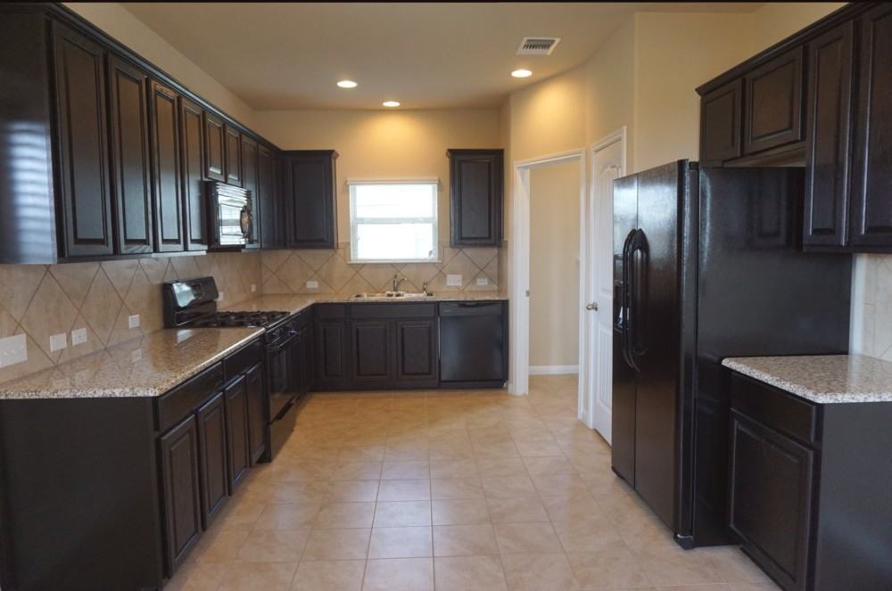 1429 Bess Cv #NA - Photo 3 of 12