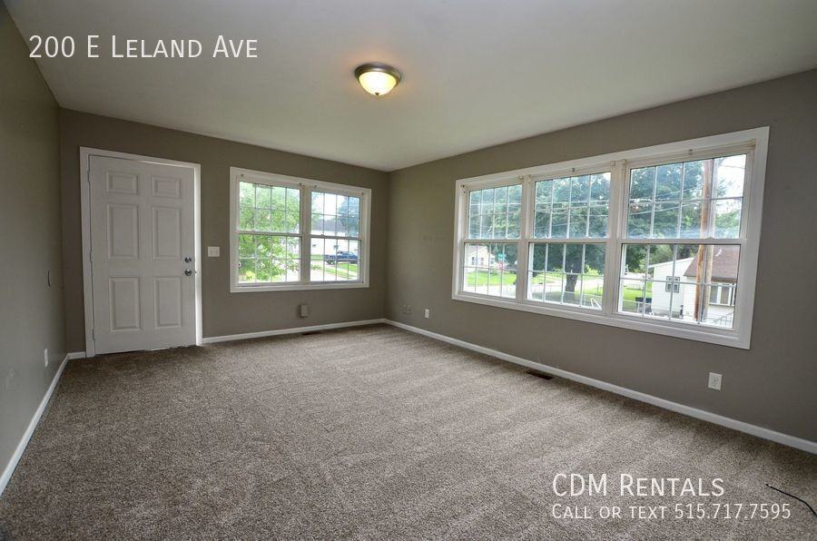200 E Leland Ave - Photo 2 of 23