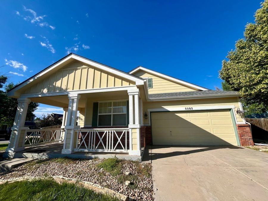 5505 E Burlington Dr - Photo 3 of 15